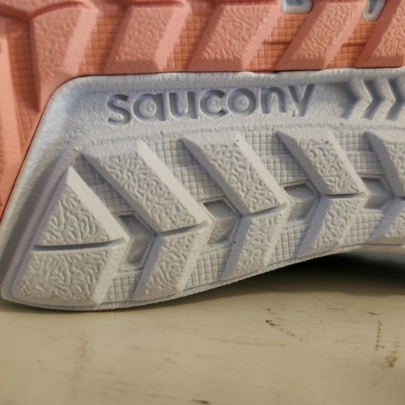 NWOB Girls 👧 Saucony Cohesion 14 - Picture 7 of 7